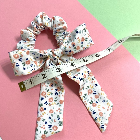 Handmade Long Bow Hair Scrunchie - Picture 3 of 5